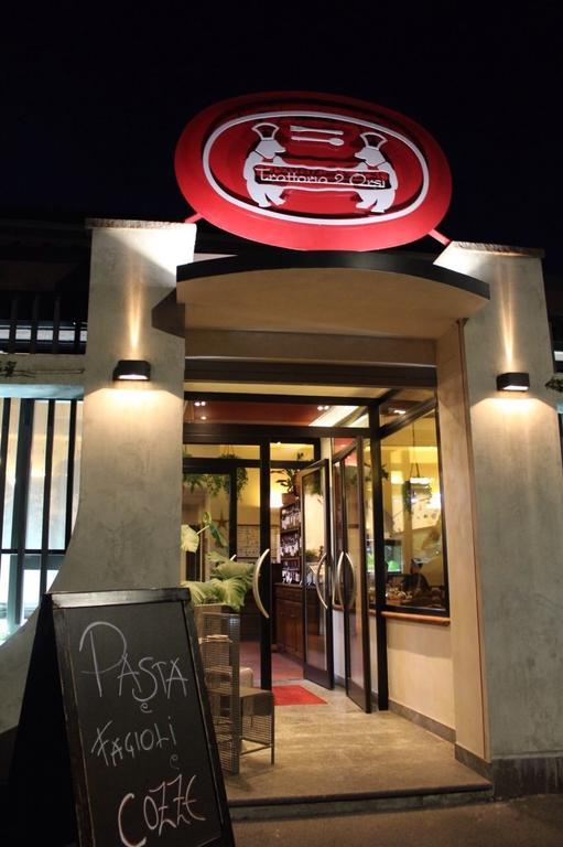 Locanda Ai Due Orsi Milan Bagian luar foto